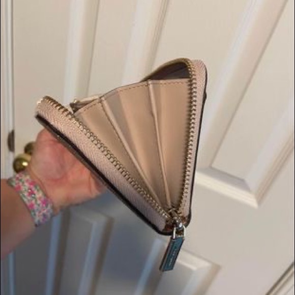 Kate Spade Rose Gold Glitter Wallet - Picture 3 of 8